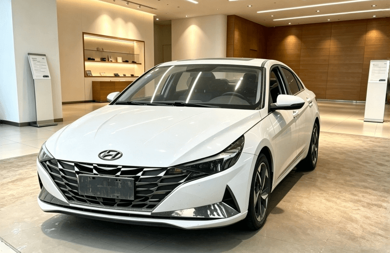 Hyundai Elantra 2021