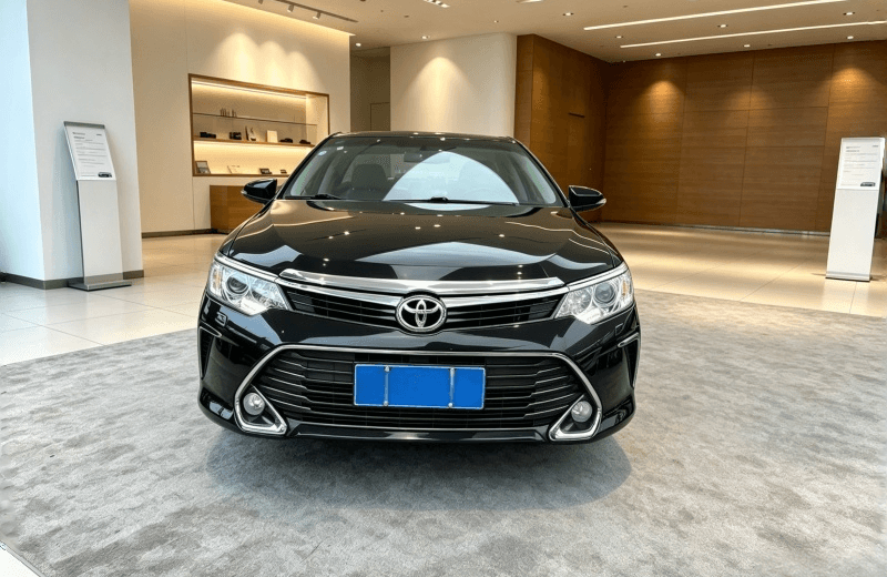 Toyota Camry 2016