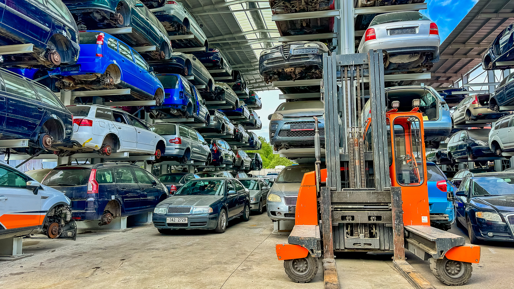 Representative imagery of the automotive industry